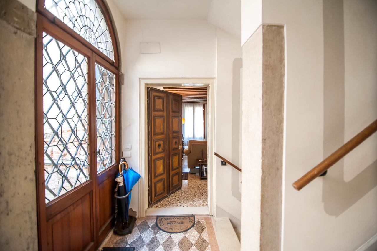 Venice And Venice Apartments - Private Rooms In Shared Apartment Exterior foto